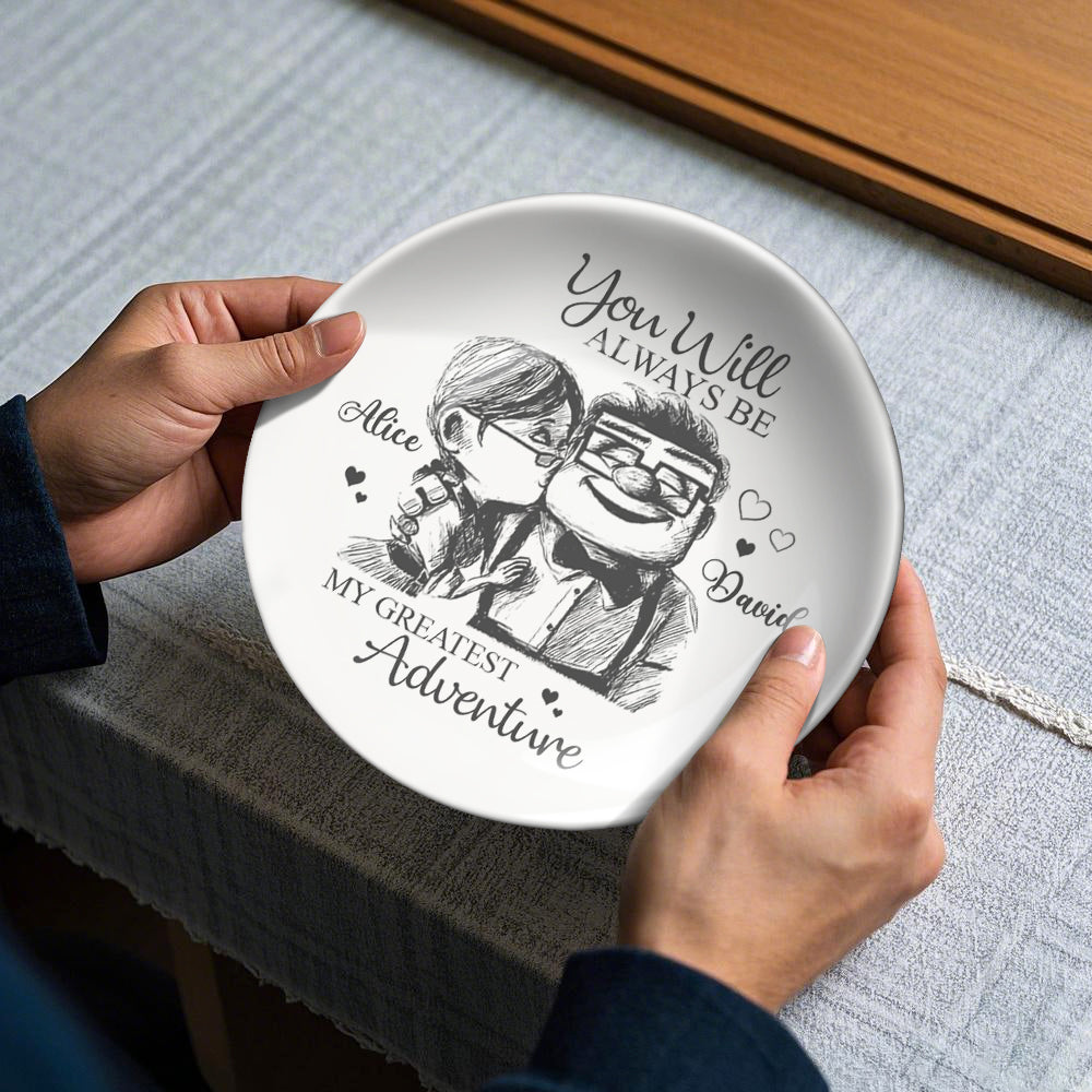 Carl and Elli - Personalized Mouse Ceramic Round Plate
