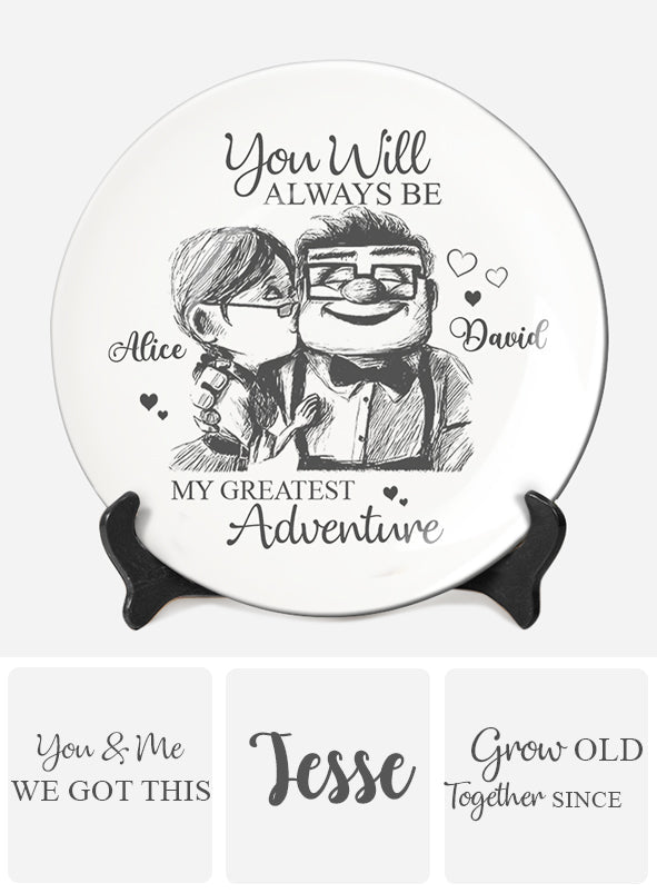 Carl and Elli - Personalized Mouse Ceramic Round Plate