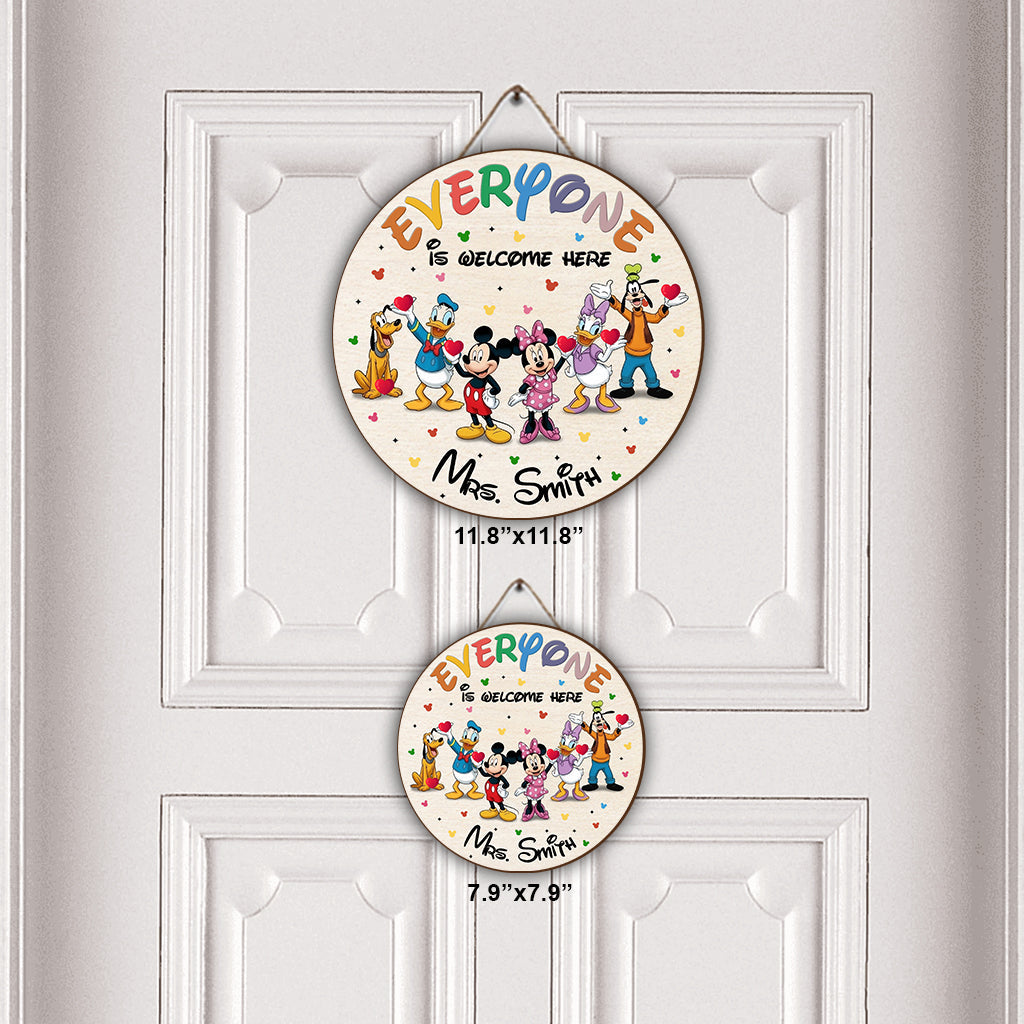 Everyone Is Welcome Here - Personalized Mouse Round Wood Sign