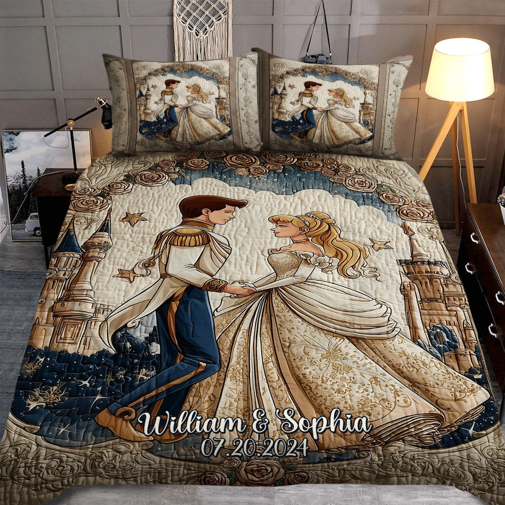 Wedding Anniversarry Gift - Personalized Couple Bedding Set
