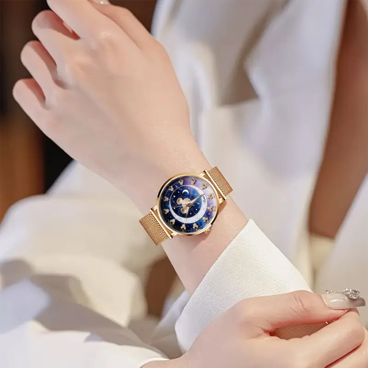 Belive In Magic - Personalized Mouse Women Hand Watch