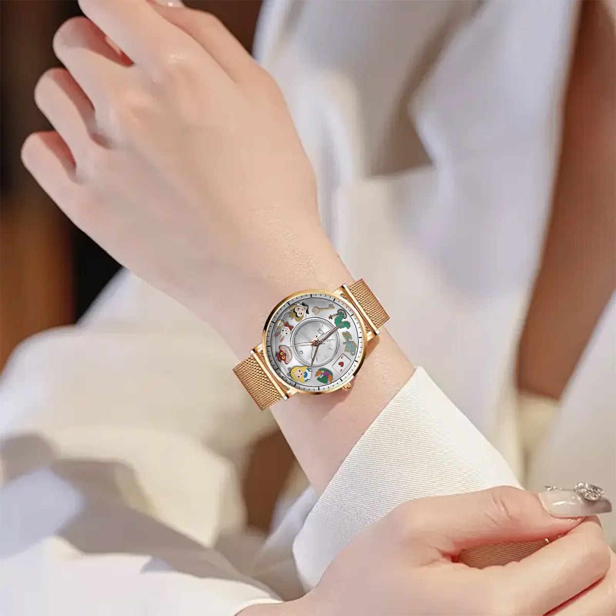 Wonderland - Personalized Women Hand Watch