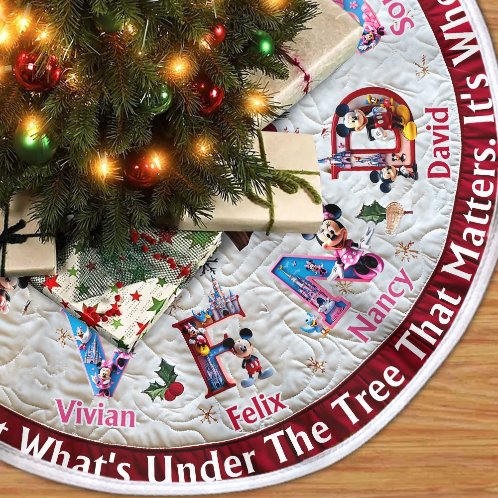 Magical Family - Personalized Mouse Tree Skirt