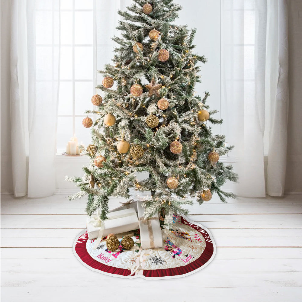 Magical Family - Personalized Mouse Tree Skirt