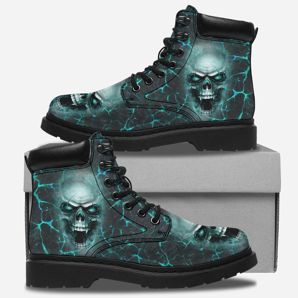 Smoky Skull Skull All Season Boots 0622