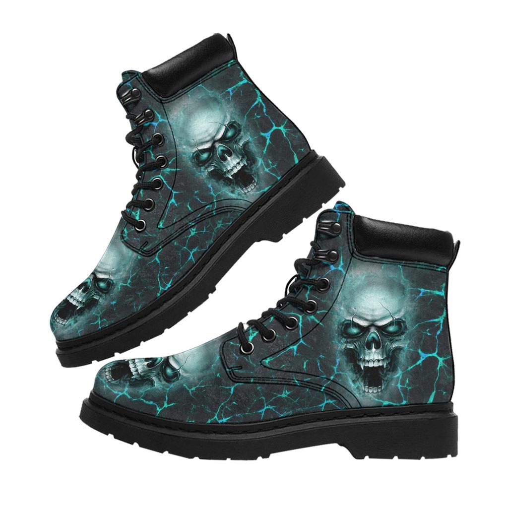 Smoky Skull Skull All Season Boots 0622