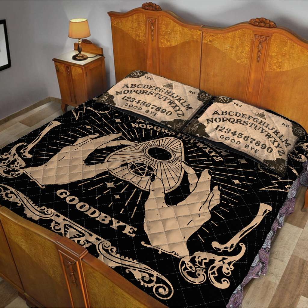 Ouija Board Witch - Witch Quilt Set 0822