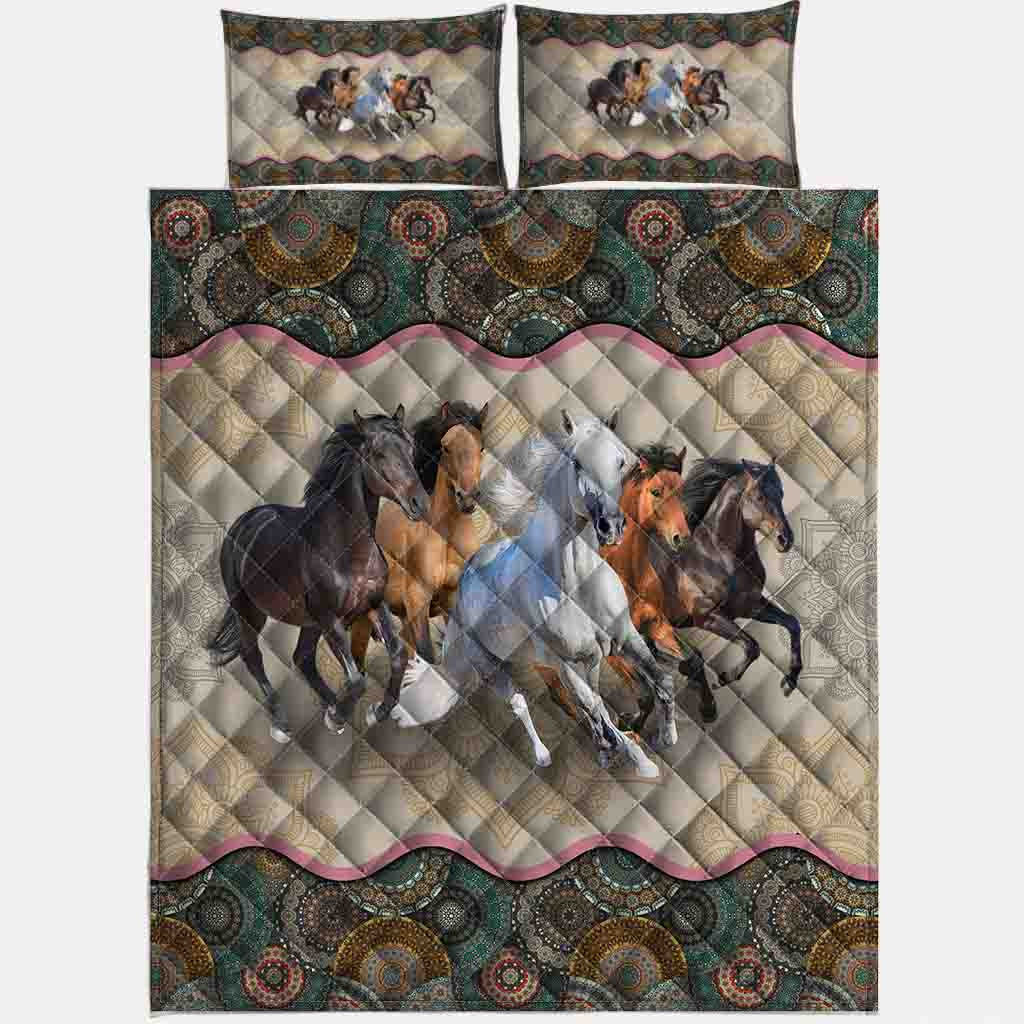 Five Horses Vintage Mandala - Horse Quilt Set 0921