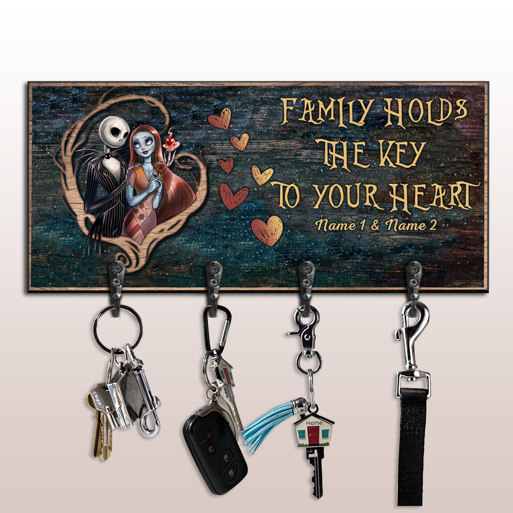 Family Holds The Key To Your Heart - Personalized Nightmare Key Rack