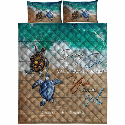 So Many In The Ocean - Turtle Personalized Quilt Set