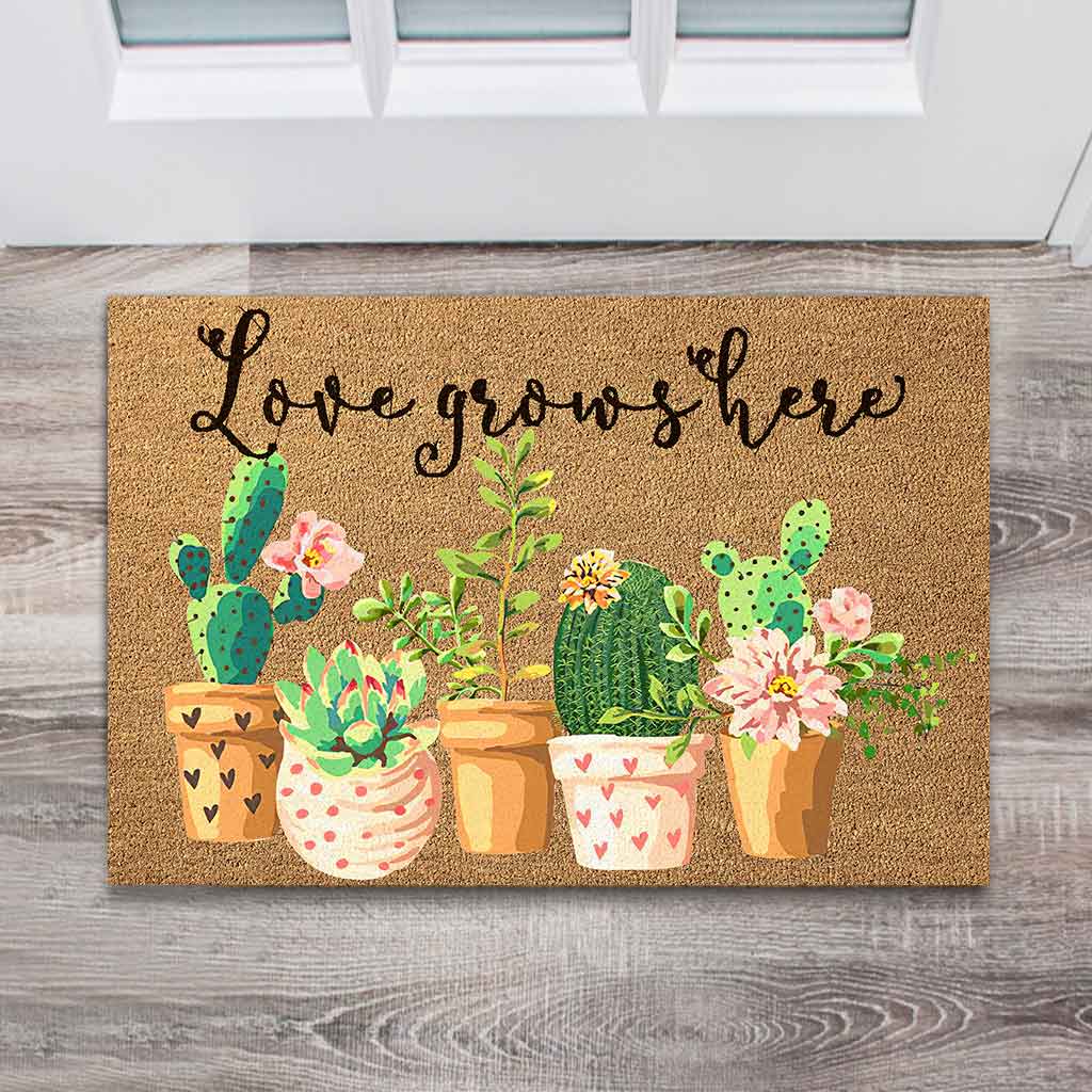 Love Grows Here - Cactus Coir Pattern Print Doormat