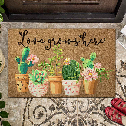 Love Grows Here - Cactus Coir Pattern Print Doormat