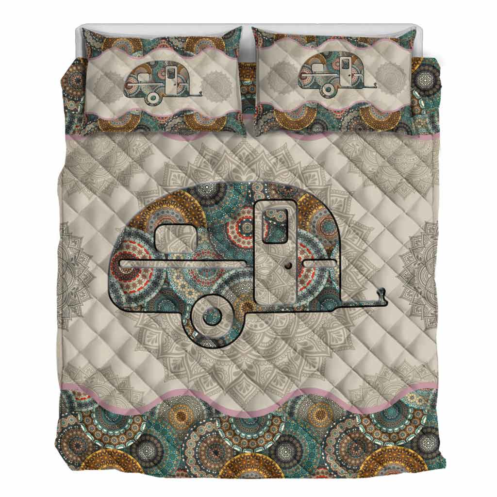 Love Camping Quilt Set