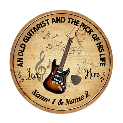 An Old Guitarist Personalized Round Wood Sign