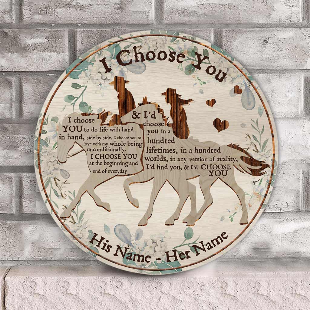 I Choose You Horse Couple - Personalized Round Wood Sign