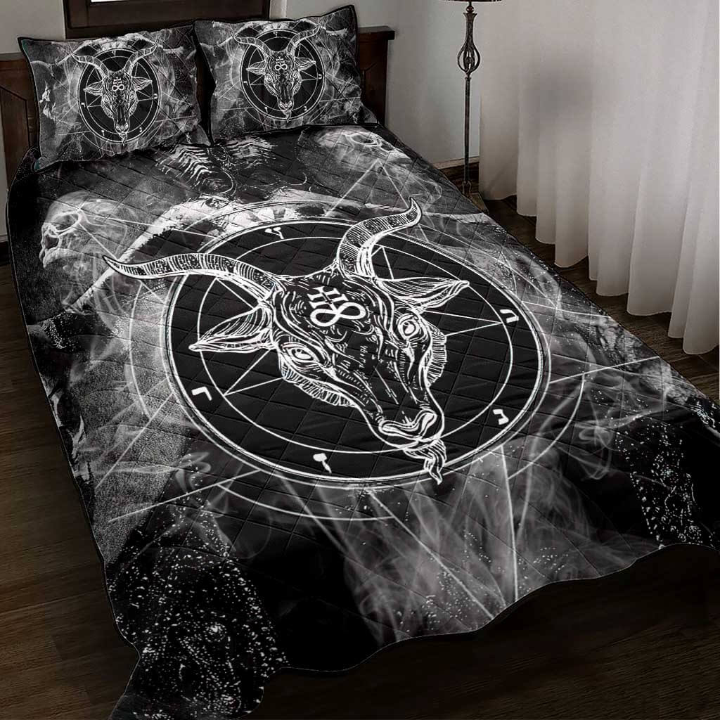 Satan Quilt Bed Set