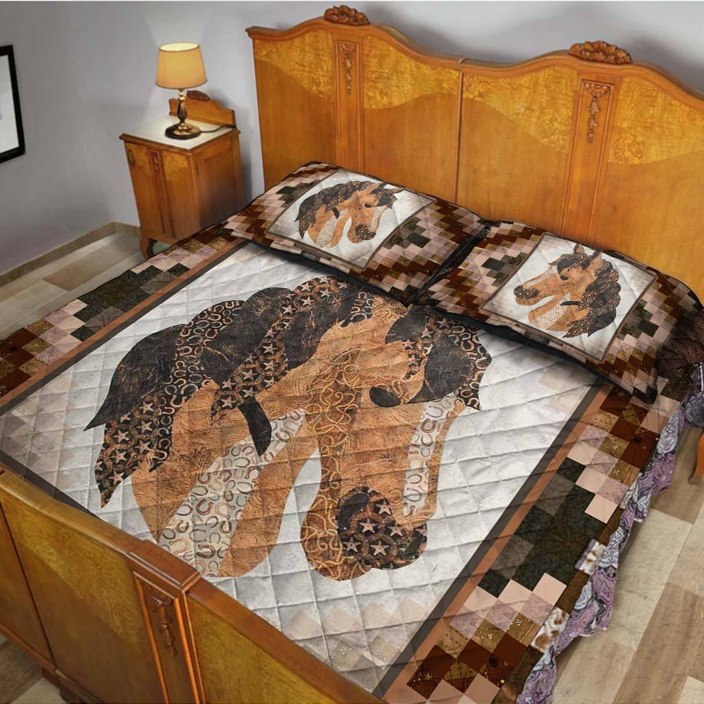 Horse Quilt Bed Set