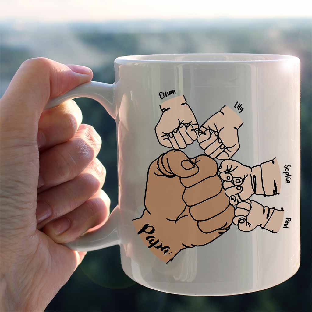 In A World Full Of Grandpas - Personalized Father's Day Grandpa Mug