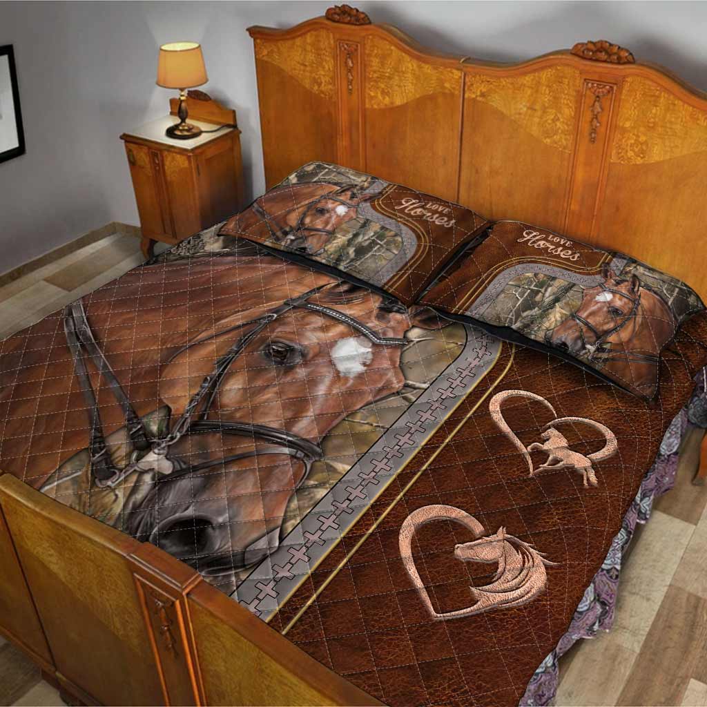 Love Horse - Horse Quilt Set