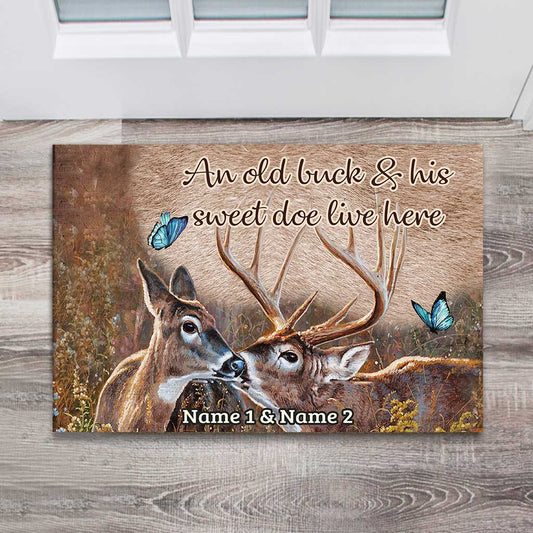 An Old Buck And His Sweet Doe - Personalized Hunting Doormat