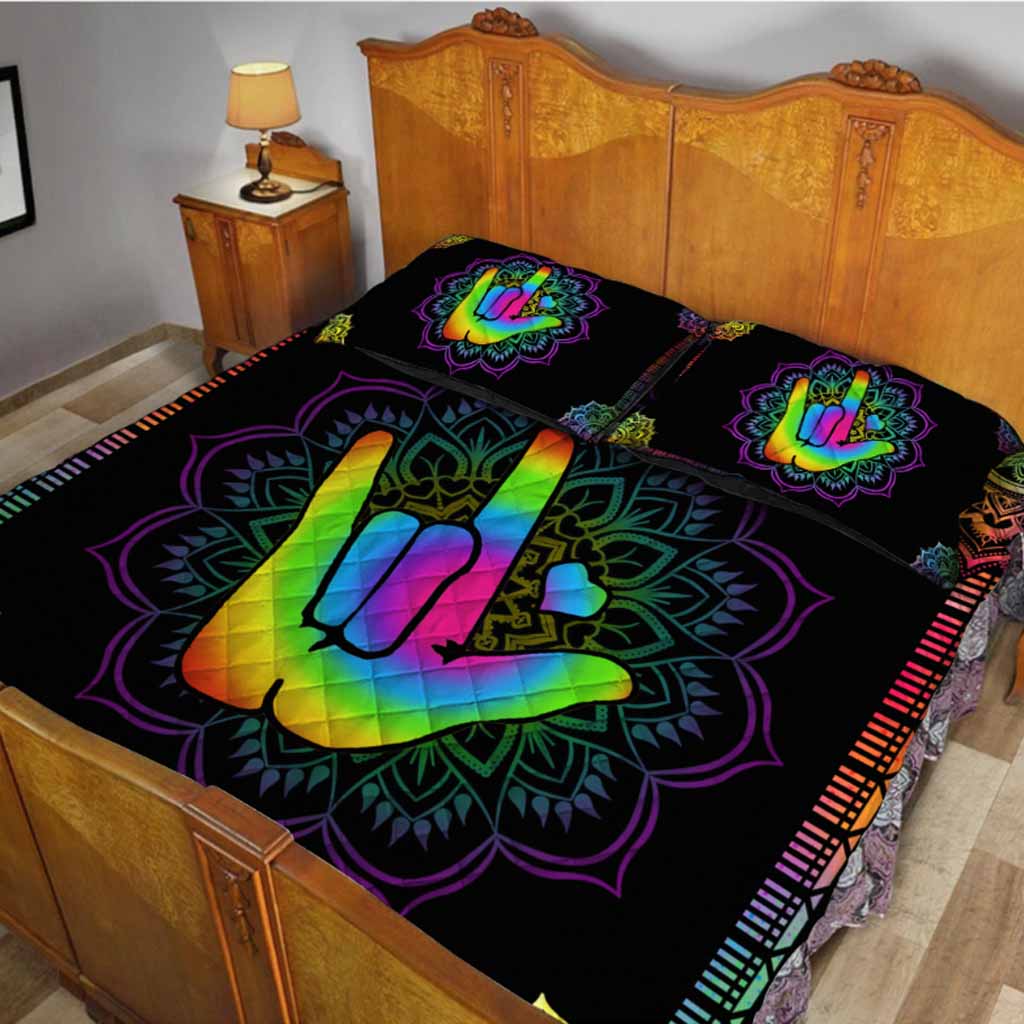 Love Sign Language - American Sign Language (ASL) Quilt Set