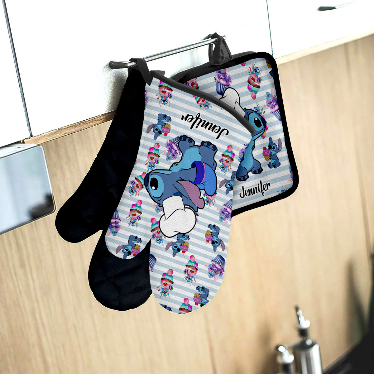 Love Baking - Personalized Baking Oven Mitts & Pot Holder Set
