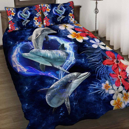 The Ocean Is Calling - Dolphin Quilt Bed Set