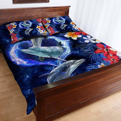 The Ocean Is Calling - Dolphin Quilt Bed Set